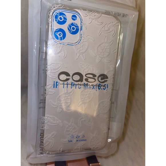 Clear Turtle Print iPhone 11 Pro Max Case🐢 - Picture 7 of 17